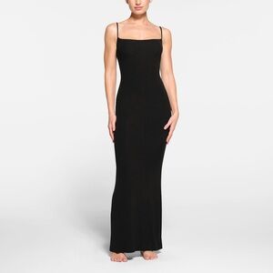 NWT Skims Onyx Long Slip Dress
